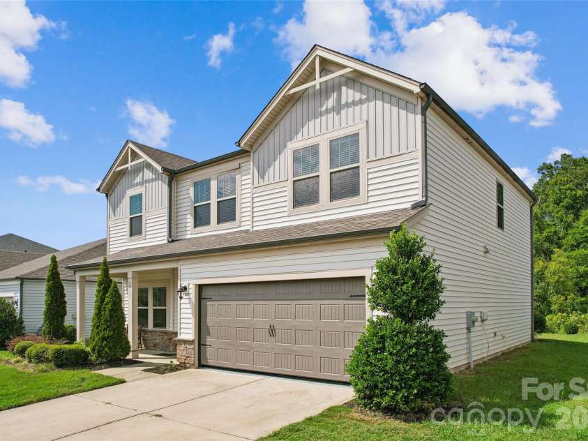 5911 Fenway Drive, Charlotte, NC 28273.  MLS# CAR4407320, YatesRealty ID 46096. 