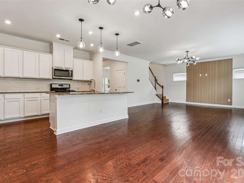 5911 Fenway Drive, Charlotte, NC 28273.  MLS# CAR4407320, YatesRealty ID 46096. 