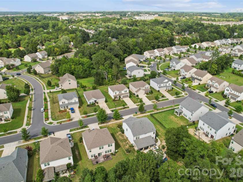5911 Fenway Drive, Charlotte, NC 28273.  MLS# CAR4407320, YatesRealty ID 46096. 
