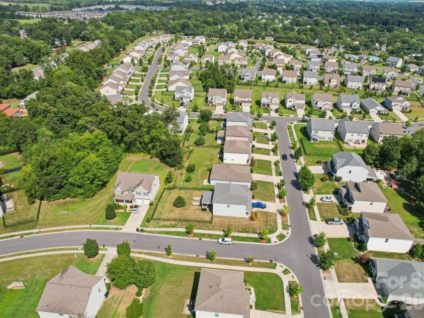 5911 Fenway Drive, Charlotte, NC 28273.  MLS# CAR4407320, YatesRealty ID 46096. 