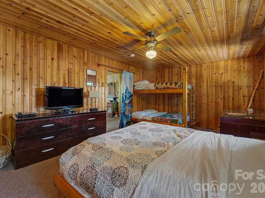 630 Smokey Vista Drive, Bryson City, NC 28713.  MLS# CAR4416818, YatesRealty ID 46099. 