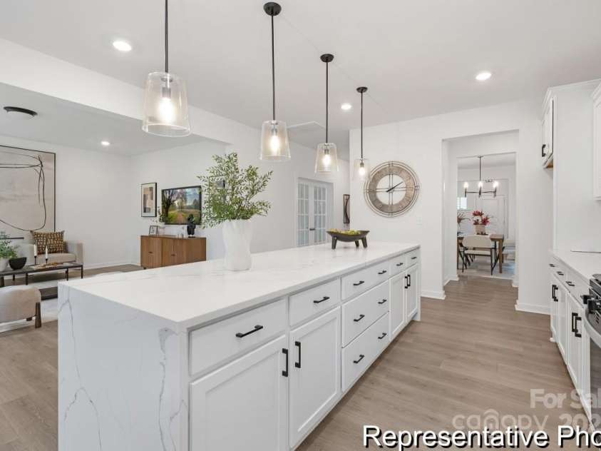 128 Peak View Road, Statesville, NC 28677.  MLS# CAR4327054, YatesRealty ID 461. 