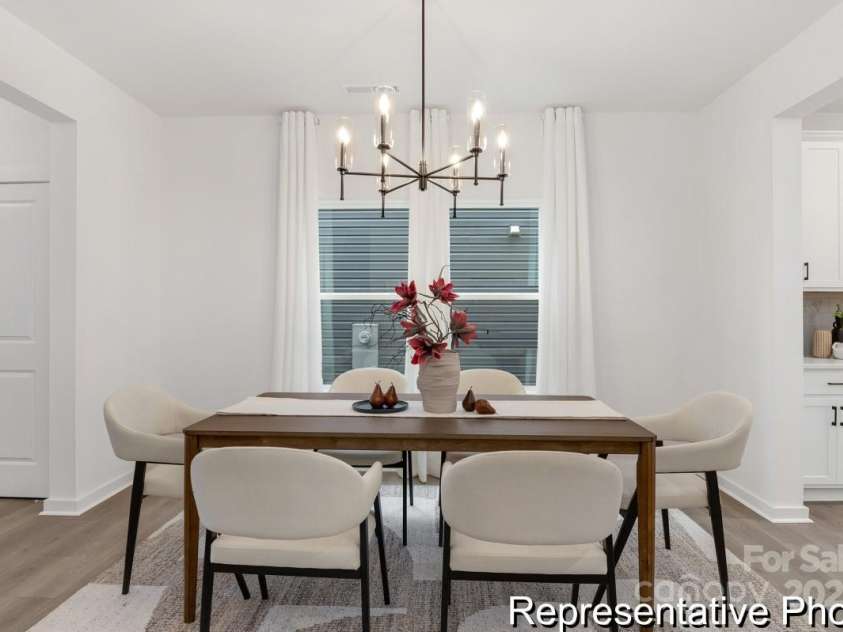 128 Peak View Road, Statesville, NC 28677.  MLS# CAR4327054, YatesRealty ID 461. 