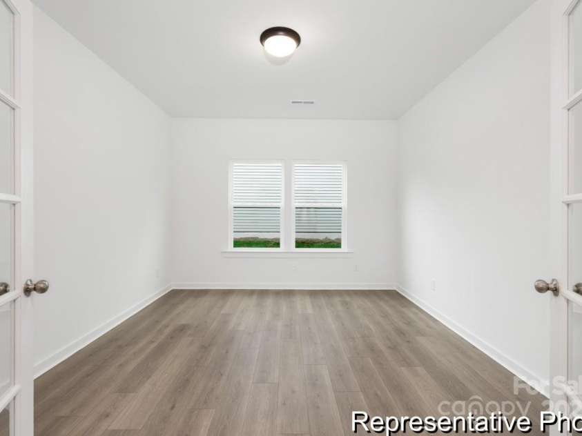 128 Peak View Road, Statesville, NC 28677.  MLS# CAR4327054, YatesRealty ID 461. 