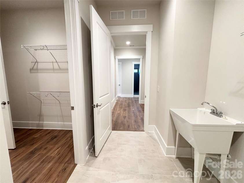 3000 Alveston Drive, Concord, NC 28027.  MLS# CAR4358809, YatesRealty ID 4610. 
