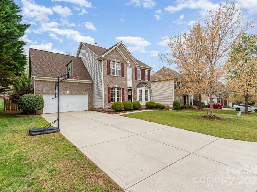 3711 Messina Road, Clover, SC 29710.  MLS# CAR4237600, YatesRealty ID 4610. 