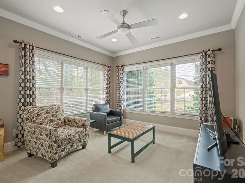 121 Cheyenne Lane, Statesville, NC 28677.  MLS# CAR4412107, YatesRealty ID 46100. Second Bedroom on Main
