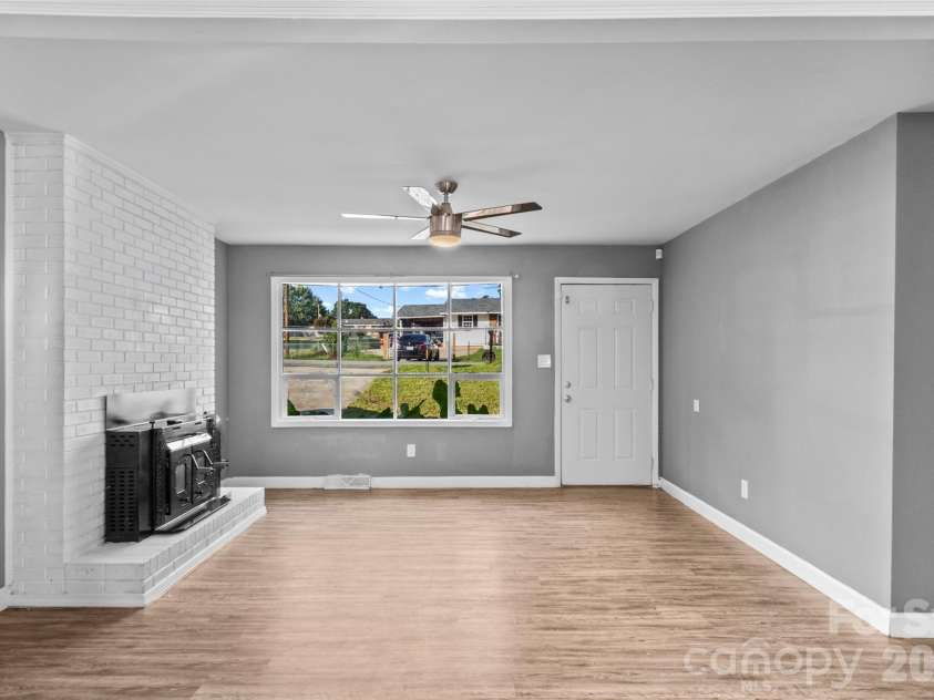 102 Central Avenue, Bessemer City, NC 28016.  MLS# CAR4416349, YatesRealty ID 46101. 