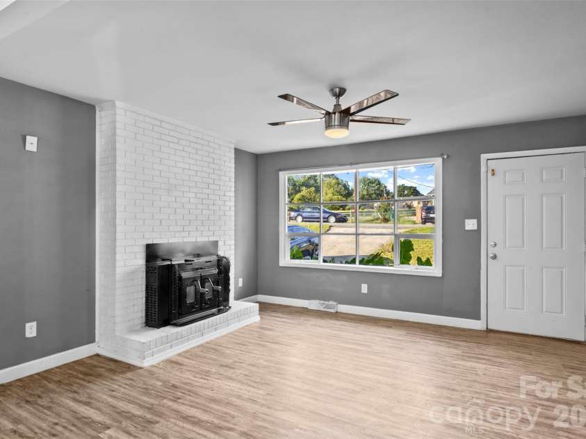 102 Central Avenue, Bessemer City, NC 28016.  MLS# CAR4416349, YatesRealty ID 46101. 