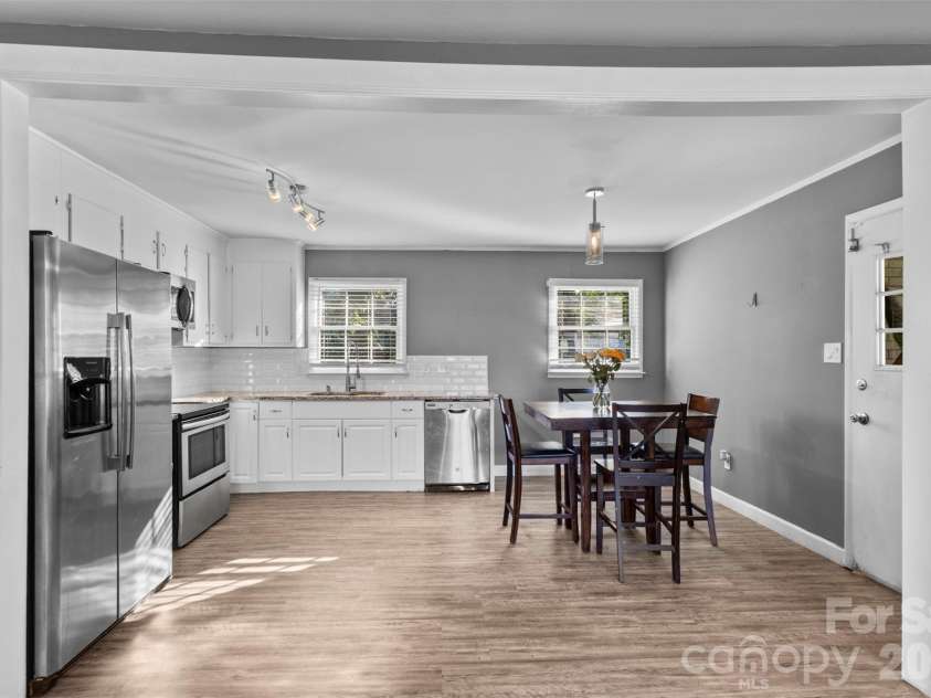 102 Central Avenue, Bessemer City, NC 28016.  MLS# CAR4416349, YatesRealty ID 46101. 