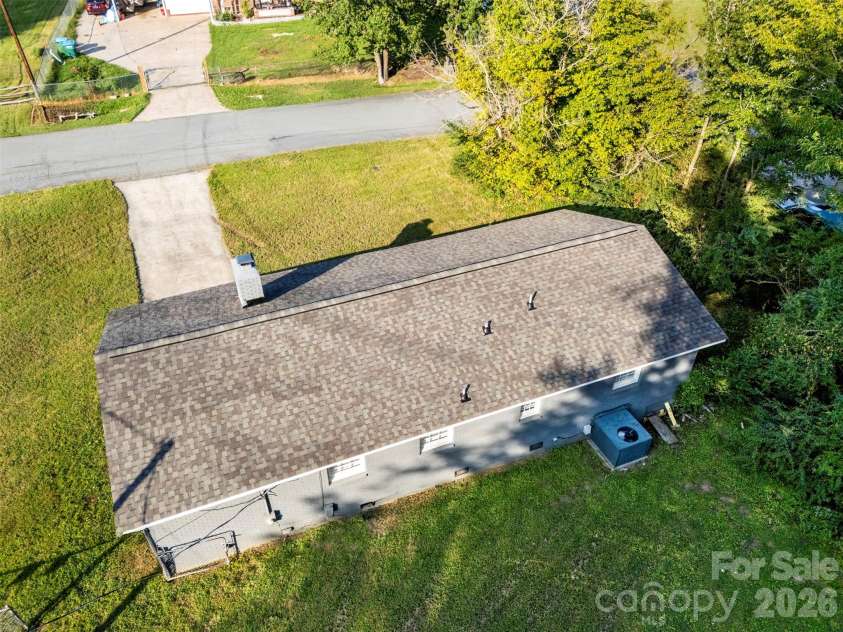 102 Central Avenue, Bessemer City, NC 28016.  MLS# CAR4416349, YatesRealty ID 46101. 