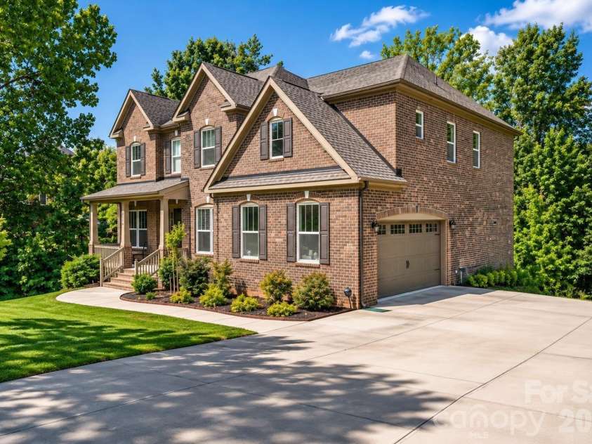 1310 Bershire Lane, Charlotte, NC 28262.  MLS# CAR4416921, YatesRealty ID 46102. 