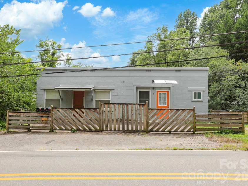 169 and 171 Cragmont Road, Black Mountain, NC 28711.  MLS# CAR4416488, YatesRealty ID 46103. Duplex