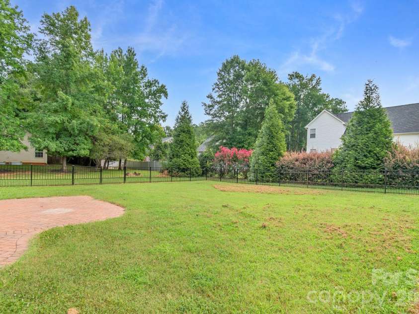 3697 Travertine Drive, Lancaster, SC 29720.  MLS# CAR4416328, YatesRealty ID 46104. 