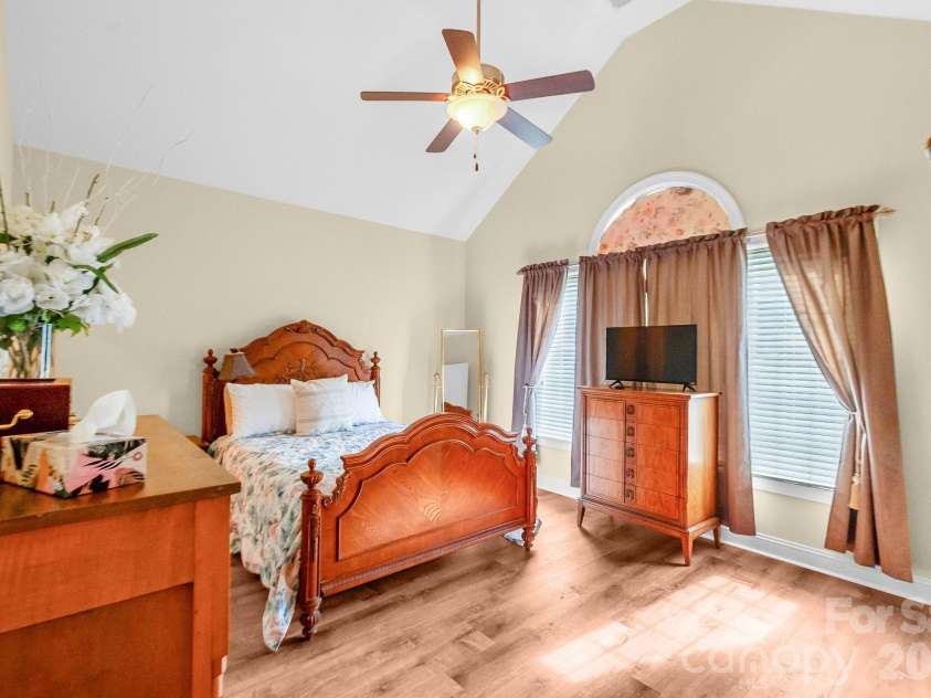 3697 Travertine Drive, Lancaster, SC 29720.  MLS# CAR4416328, YatesRealty ID 46104. 
