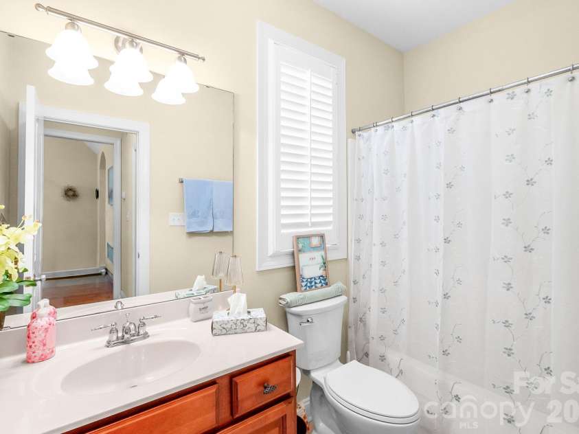3697 Travertine Drive, Lancaster, SC 29720.  MLS# CAR4416328, YatesRealty ID 46104. 