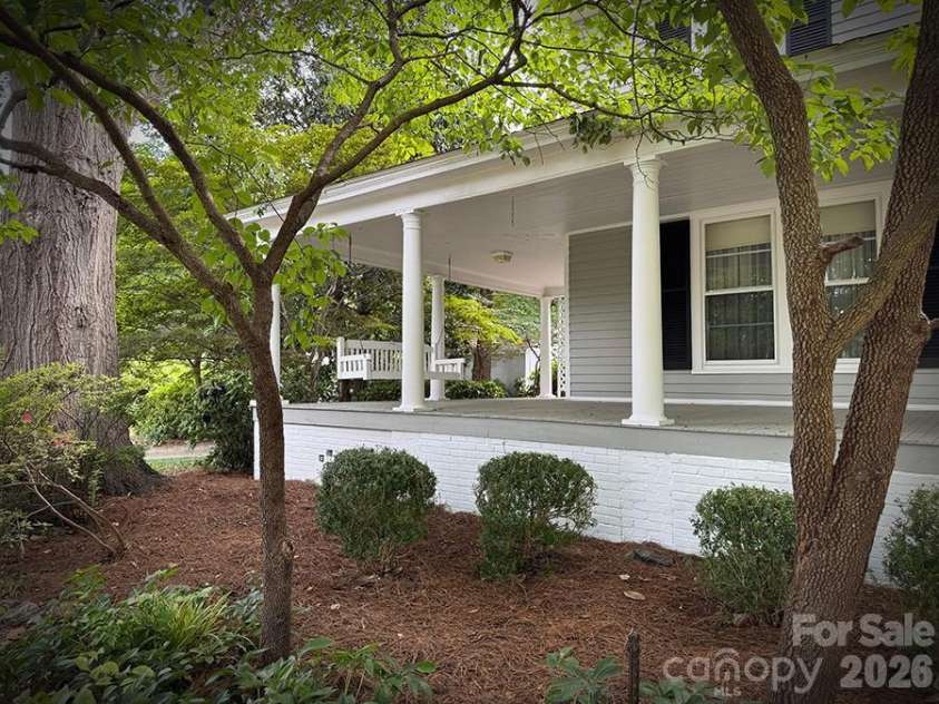 842 Aspen Street, Lincolnton, NC 28092.  MLS# CAR4415190, YatesRealty ID 46105. 