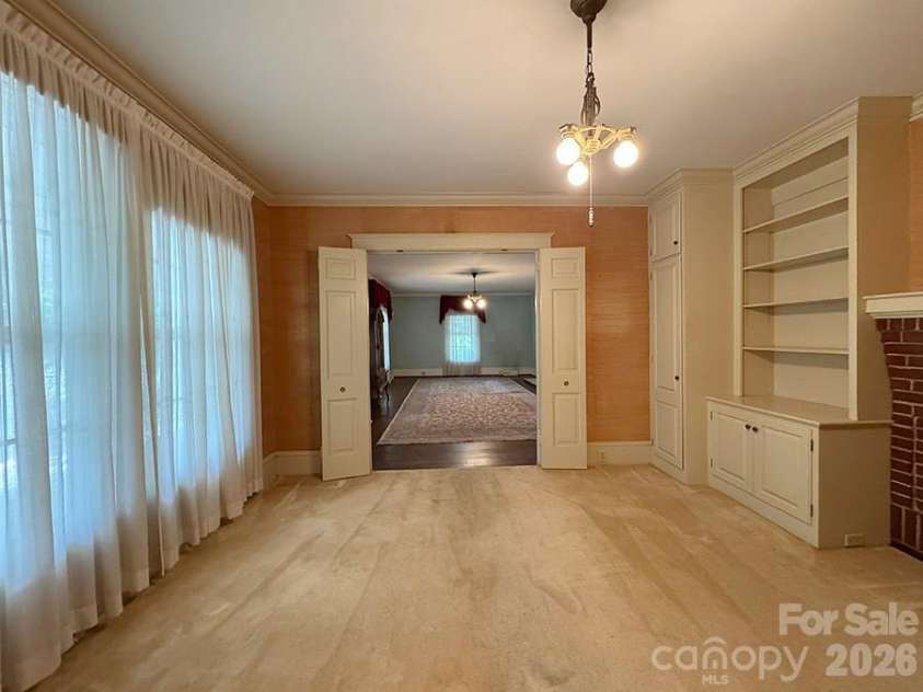 842 Aspen Street, Lincolnton, NC 28092.  MLS# CAR4415190, YatesRealty ID 46105. 