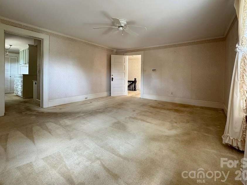 842 Aspen Street, Lincolnton, NC 28092.  MLS# CAR4415190, YatesRealty ID 46105. 