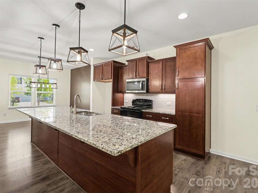 3024 Pinehills Way, Mount Holly, NC 28120.  MLS# CAR4417046, YatesRealty ID 46109. 