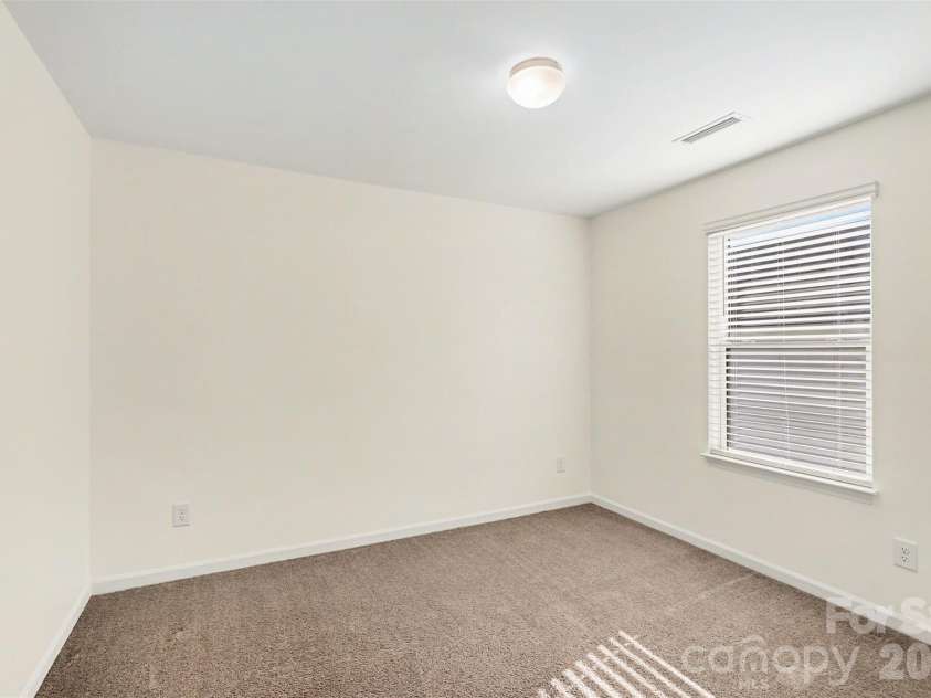 3024 Pinehills Way, Mount Holly, NC 28120.  MLS# CAR4417046, YatesRealty ID 46109. 