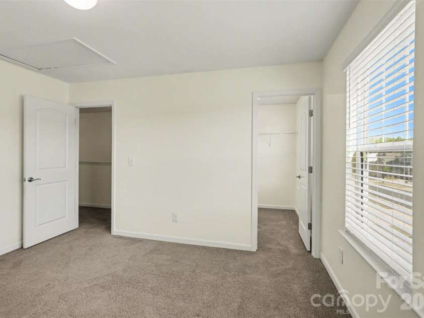 3024 Pinehills Way, Mount Holly, NC 28120.  MLS# CAR4417046, YatesRealty ID 46109. 