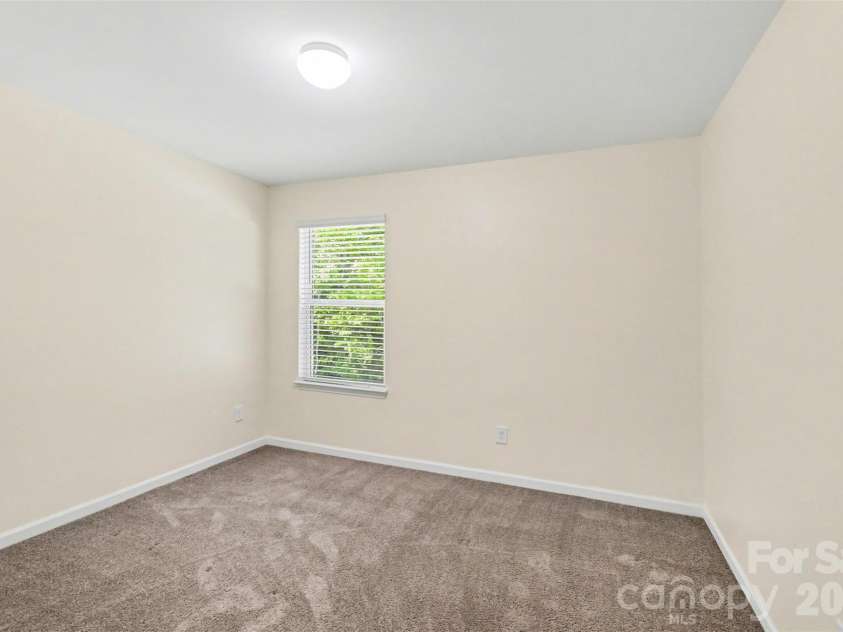 3024 Pinehills Way, Mount Holly, NC 28120.  MLS# CAR4417046, YatesRealty ID 46109. 