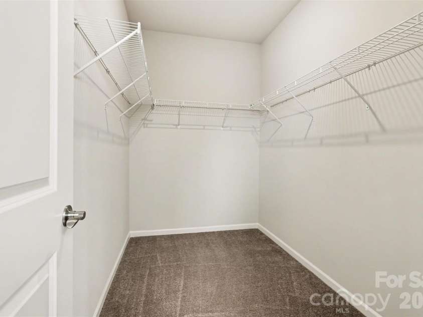 3024 Pinehills Way, Mount Holly, NC 28120.  MLS# CAR4417046, YatesRealty ID 46109. 