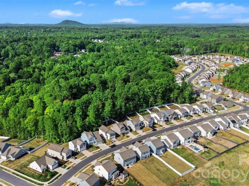 3024 Pinehills Way, Mount Holly, NC 28120.  MLS# CAR4417046, YatesRealty ID 46109. 