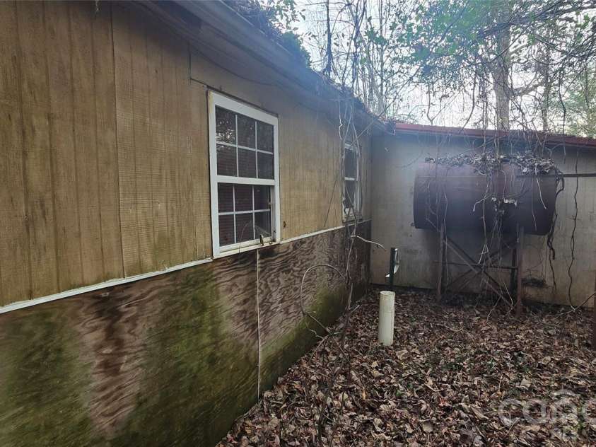 117 Greenvalley Place, Lenoir, NC 28645.  MLS# CAR4334391, YatesRealty ID 4611. 