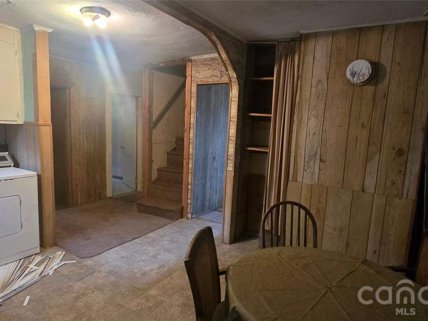 117 Greenvalley Place, Lenoir, NC 28645.  MLS# CAR4334391, YatesRealty ID 4611. 