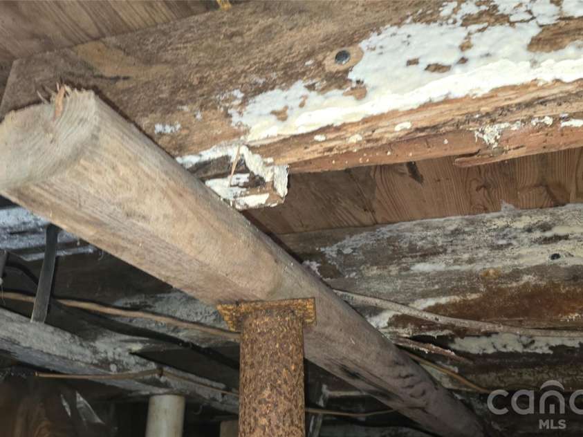 117 Greenvalley Place, Lenoir, NC 28645.  MLS# CAR4334391, YatesRealty ID 4611. 