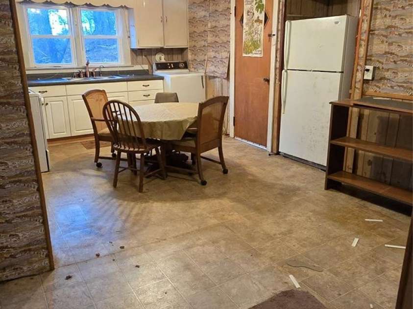 117 Greenvalley Place, Lenoir, NC 28645.  MLS# CAR4334391, YatesRealty ID 4611. 