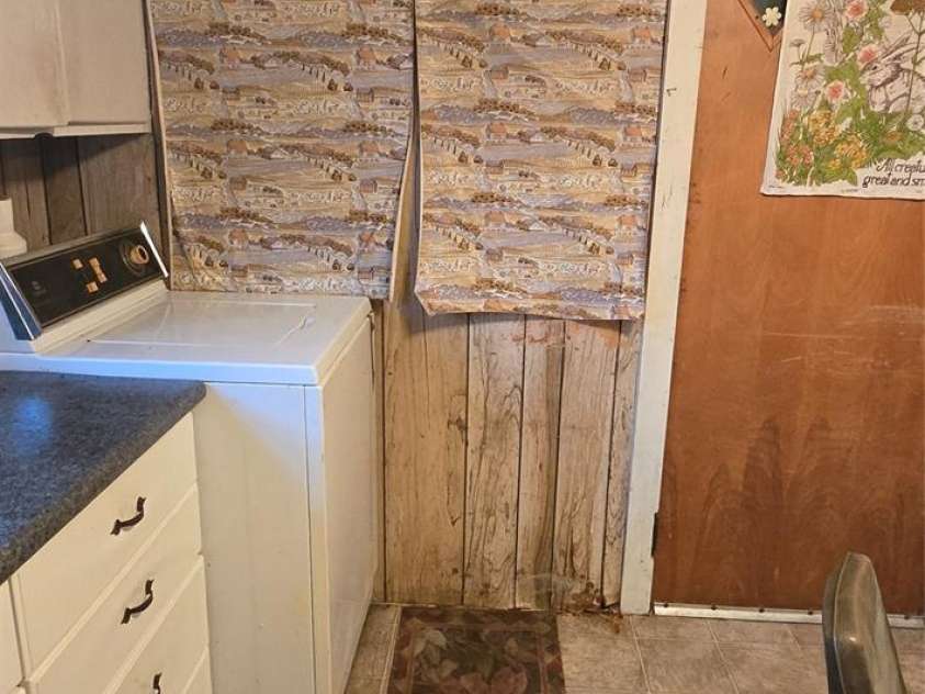 117 Greenvalley Place, Lenoir, NC 28645.  MLS# CAR4334391, YatesRealty ID 4611. 