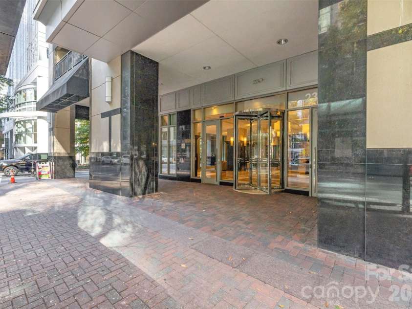 230 Tryon Street, Charlotte, NC 28202.  MLS# CAR4321048, YatesRealty ID 4611. Different look at the Front Entrance from South Tryon Street