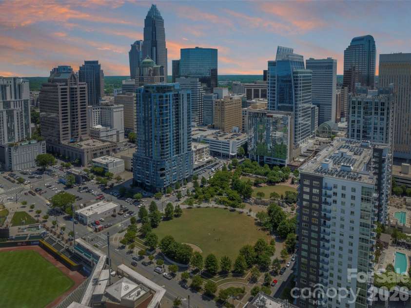230 Tryon Street, Charlotte, NC 28202.  MLS# CAR4434132, YatesRealty ID 4611. 