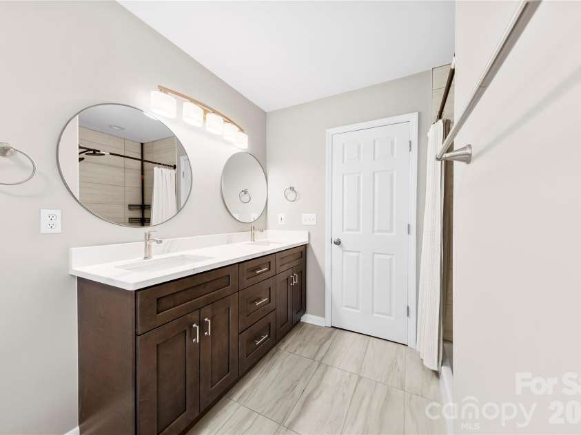 16218 Barbee Road, Stanfield, NC 28163.  MLS# CAR4308788, YatesRealty ID 46116. MASTER BATH