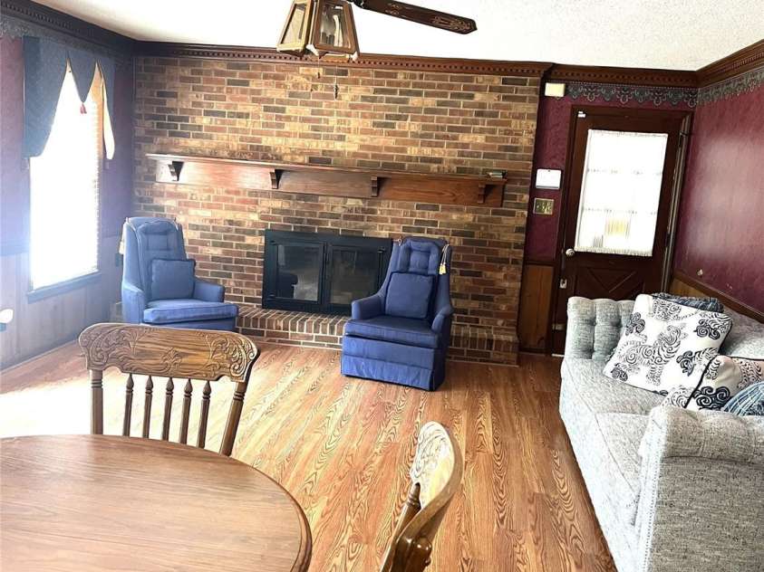 830 Salem Church Road, Lincolnton, NC 28092.  MLS# CAR4416779, YatesRealty ID 46118. Den