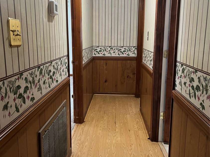 830 Salem Church Road, Lincolnton, NC 28092.  MLS# CAR4416779, YatesRealty ID 46118. Hallway