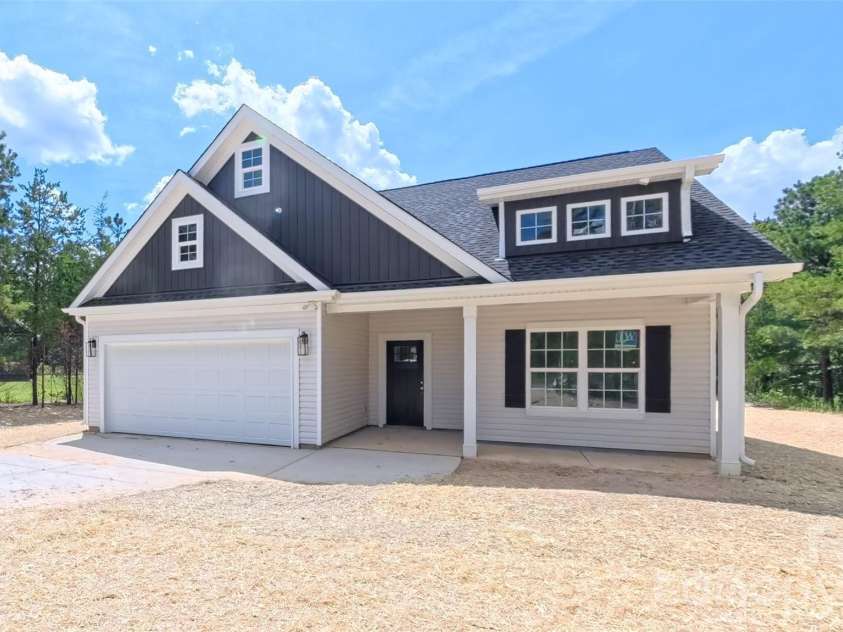 3111 Meadowcrest Drive, Clover, SC 29710.  MLS# CAR4415987, YatesRealty ID 46119. 