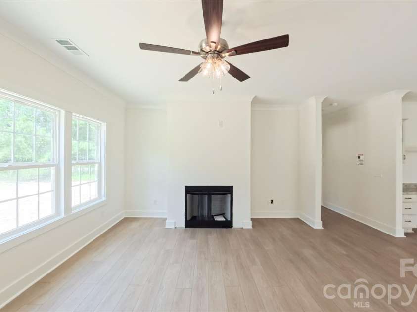 3111 Meadowcrest Drive, Clover, SC 29710.  MLS# CAR4415987, YatesRealty ID 46119. 