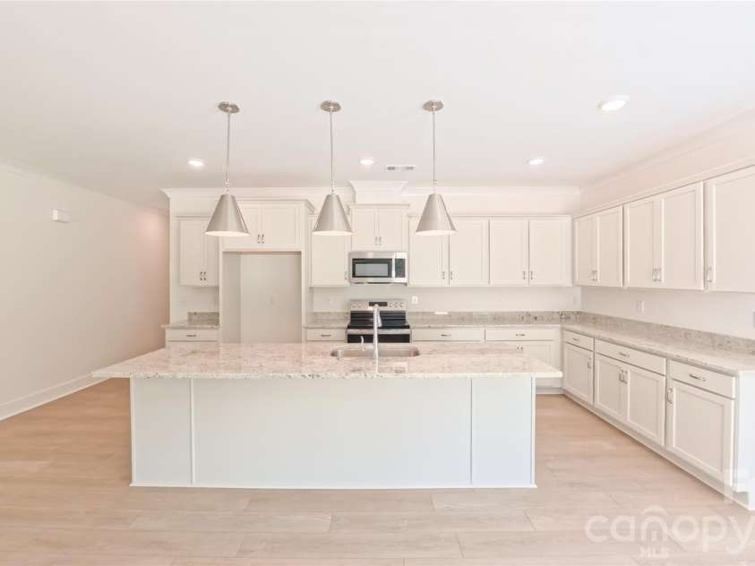 3111 Meadowcrest Drive, Clover, SC 29710.  MLS# CAR4415987, YatesRealty ID 46119. 