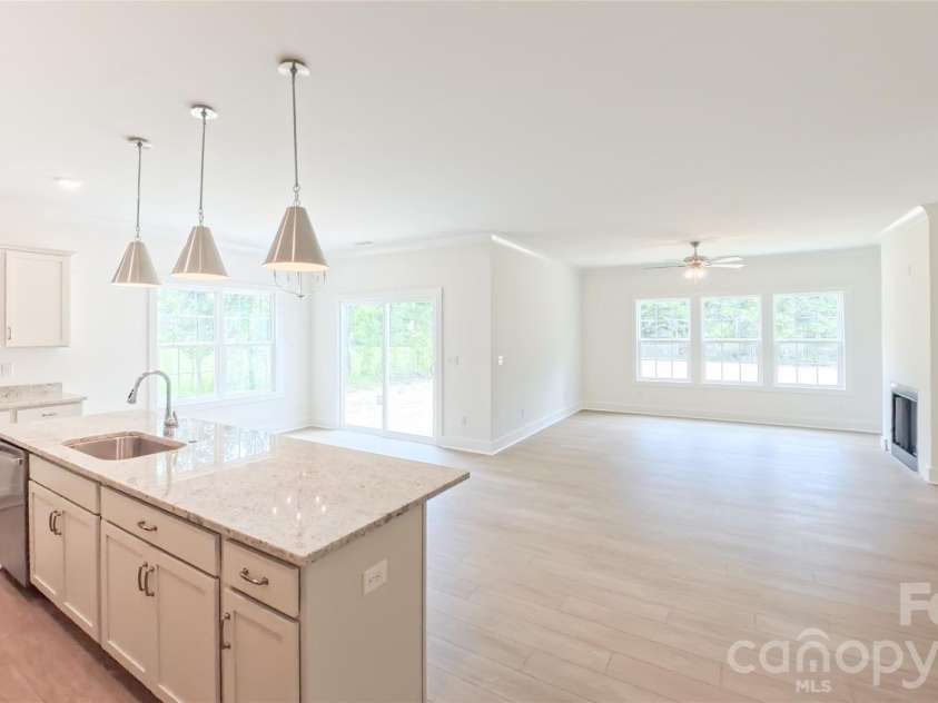 3111 Meadowcrest Drive, Clover, SC 29710.  MLS# CAR4415987, YatesRealty ID 46119. 