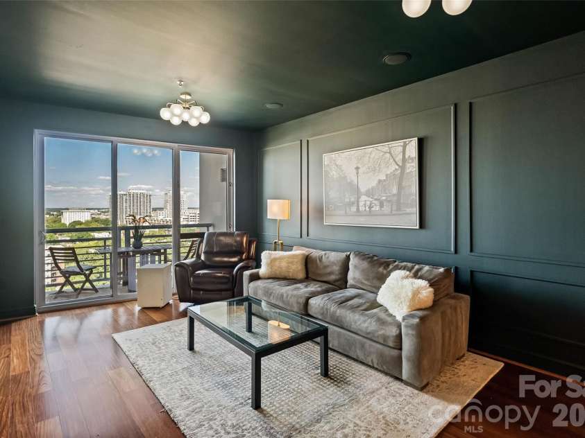 333 Trade Street, Charlotte, NC 28202.  MLS# CAR4298406, YatesRealty ID 4612. 