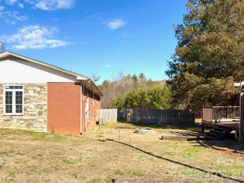 5376 Rhoney Road, Connelly Springs, NC 28612.  MLS# CAR4337293, YatesRealty ID 4612. 
