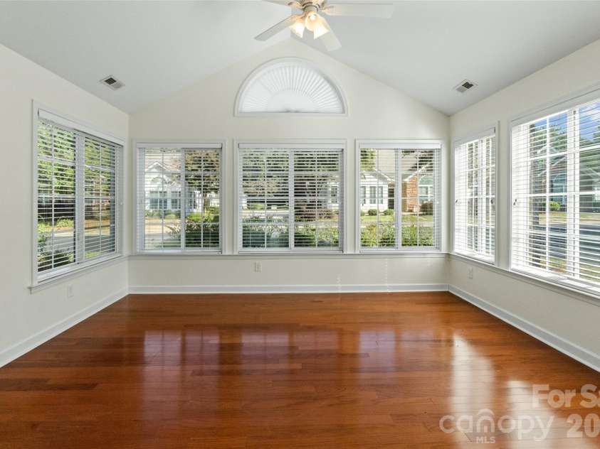 179 Lone Oak Circle, Rock Hill, SC 29732.  MLS# CAR4417183, YatesRealty ID 46120. 