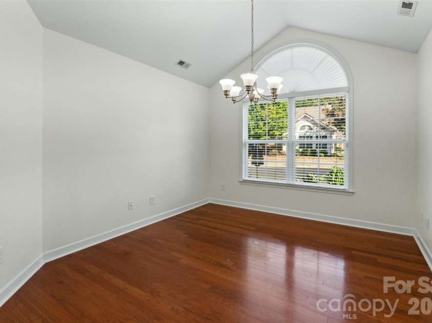 179 Lone Oak Circle, Rock Hill, SC 29732.  MLS# CAR4417183, YatesRealty ID 46120. 