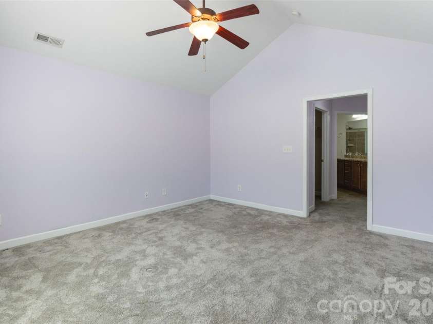 179 Lone Oak Circle, Rock Hill, SC 29732.  MLS# CAR4417183, YatesRealty ID 46120. 