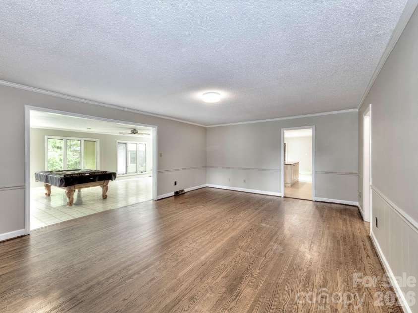 1401 Heatherloch Drive, Gastonia, NC 28054.  MLS# CAR4418870, YatesRealty ID 46121. 