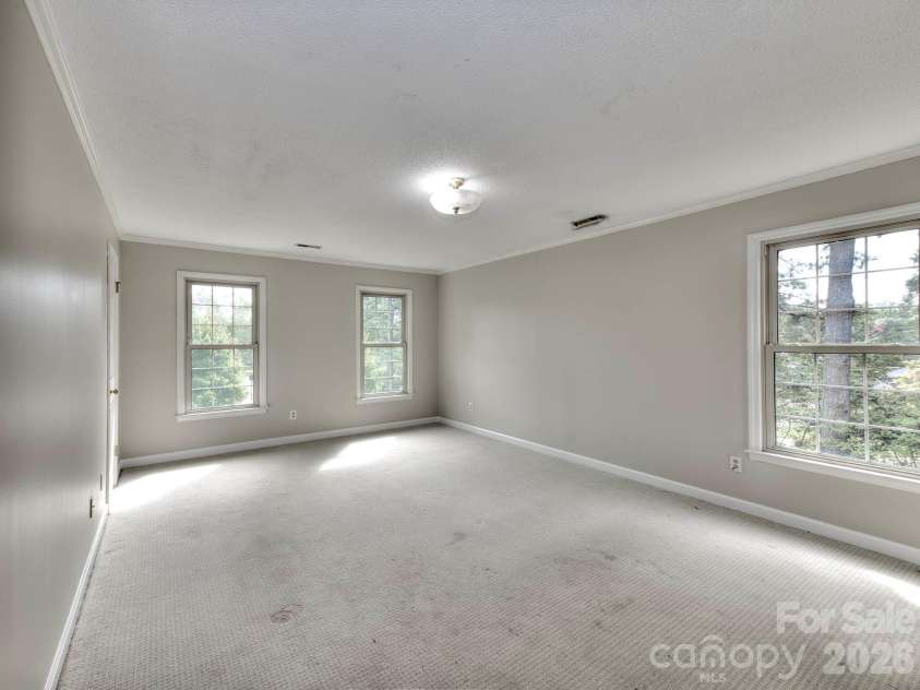 1401 Heatherloch Drive, Gastonia, NC 28054.  MLS# CAR4418870, YatesRealty ID 46121. 